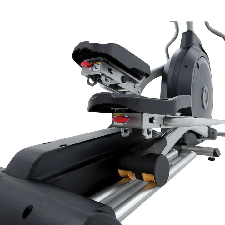 Spirit XE395 Elliptical Trainer Slide View